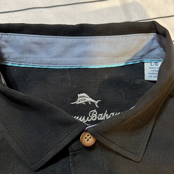 Tommy Bahama Mens Lrg Blk Button Up Hawaiian Embroidered Chilling me Softly - Picture 3 of 7